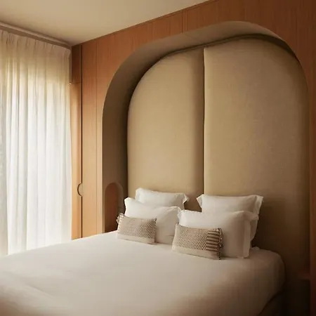 Luxury In